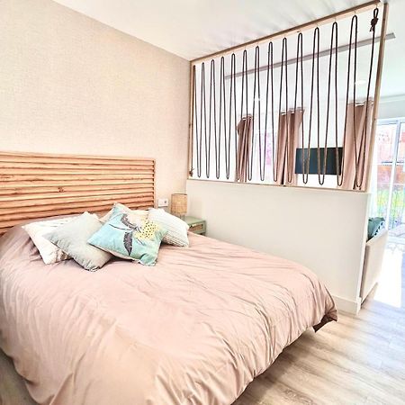 Nicole Gam Apartment Аликанте Екстериор снимка