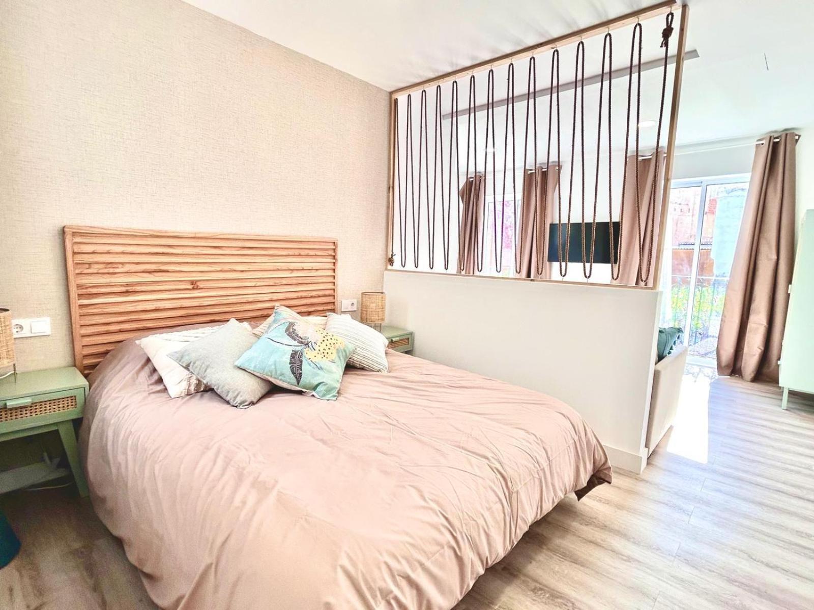 Nicole Gam Apartment Аликанте Екстериор снимка